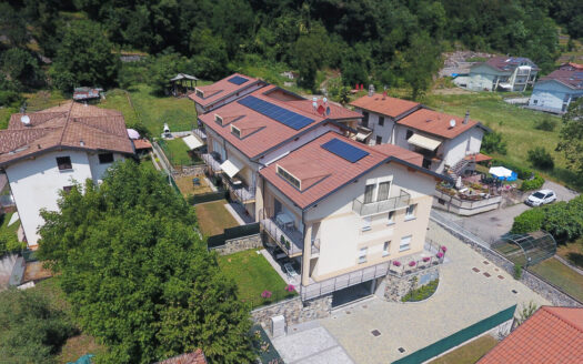 PORLEZZA: VIOLET RESIDENCE